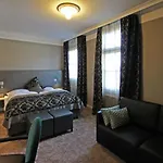 Hotell & Restaurant Eggers Gmbh *