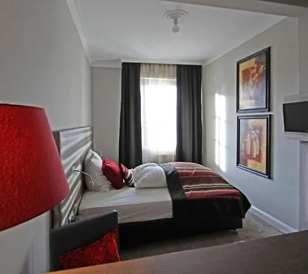 & Restaurant Eggers Gmbh * Sprockhoevel