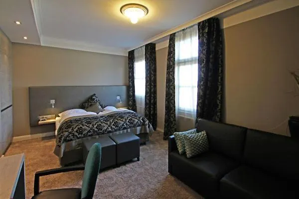 Hotell & Restaurant Eggers Gmbh *