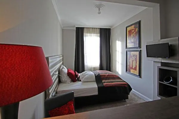 & Restaurant Eggers Gmbh * Sprockhoevel