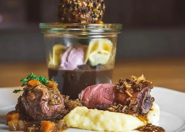 & Restaurant Eggers Gmbh Sprockhoevel